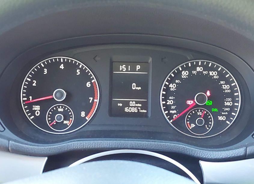 Photo 7 of 2014 Volkswagen Passat 2.5L S (VIN 1VWAP7A32EC025728)