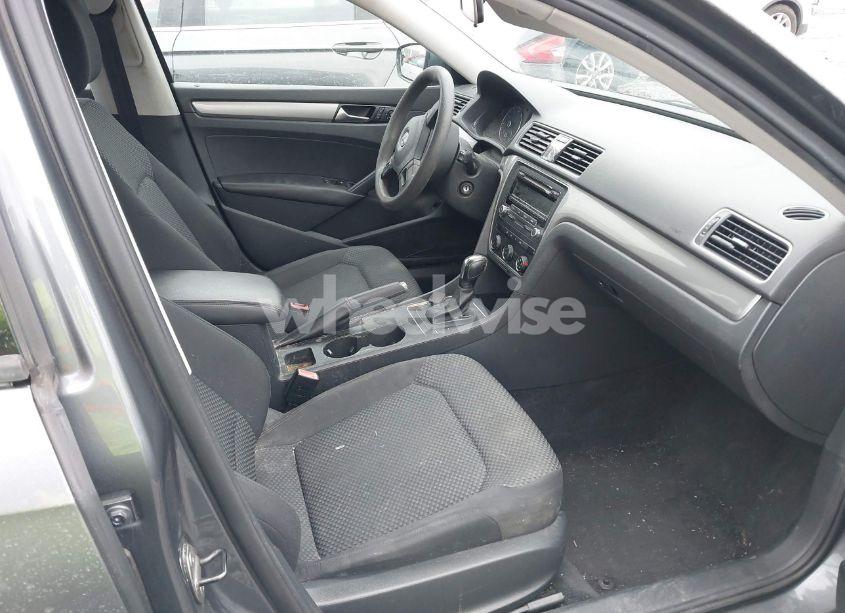 Photo 5 of 2013 Volkswagen Passat 2.5L S (VIN 1VWAP7A33DC121950)