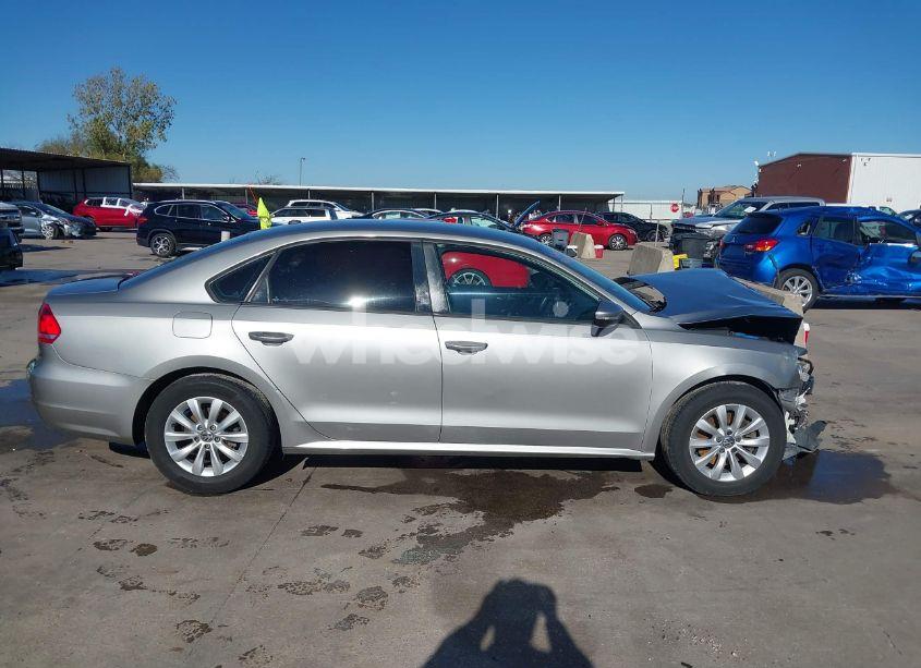 Photo 14 of 2012 Volkswagen Passat 2.5L S (VIN 1VWAP7A34CC014601)