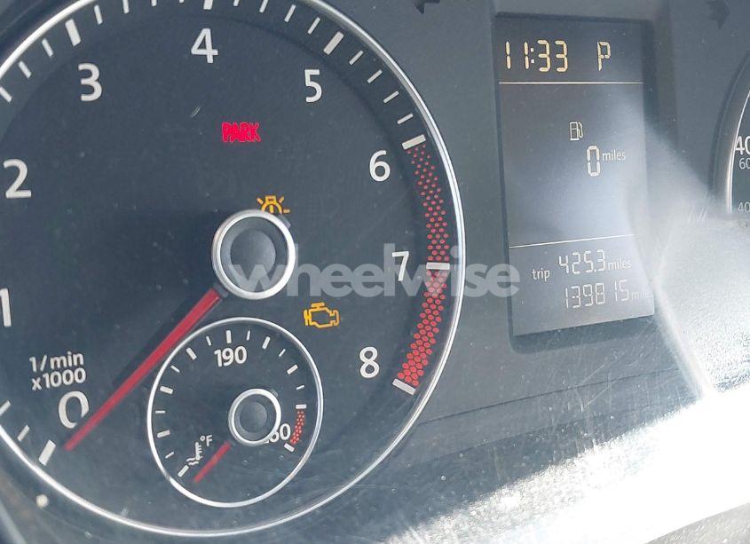 Photo 16 of 2012 Volkswagen Passat 2.5L S (VIN 1VWAP7A34CC014601)