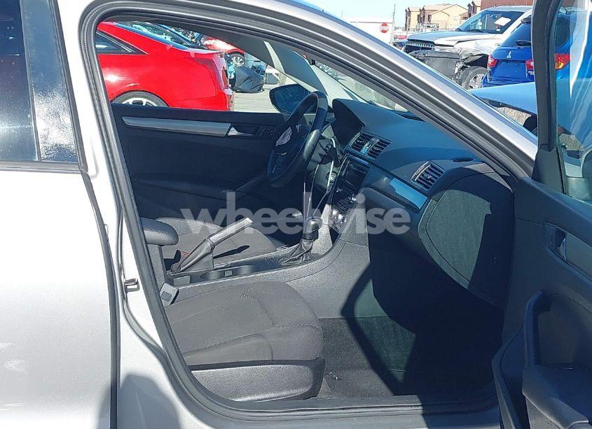 Photo 5 of 2012 Volkswagen Passat 2.5L S (VIN 1VWAP7A34CC014601)