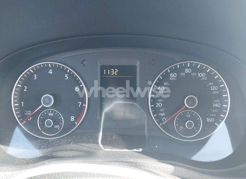 Photo 7 of 2012 Volkswagen Passat 2.5L S (VIN 1VWAP7A34CC014601)