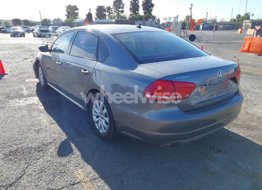 Photo 3 of 2012 Volkswagen Passat 2.5L S (VIN 1VWAP7A34CC019328)