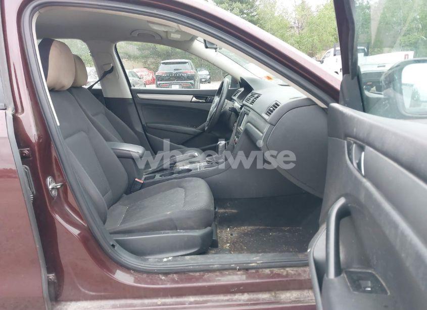 Photo 5 of 2013 Volkswagen Passat 2.5L S (VIN 1VWAP7A34DC065484)