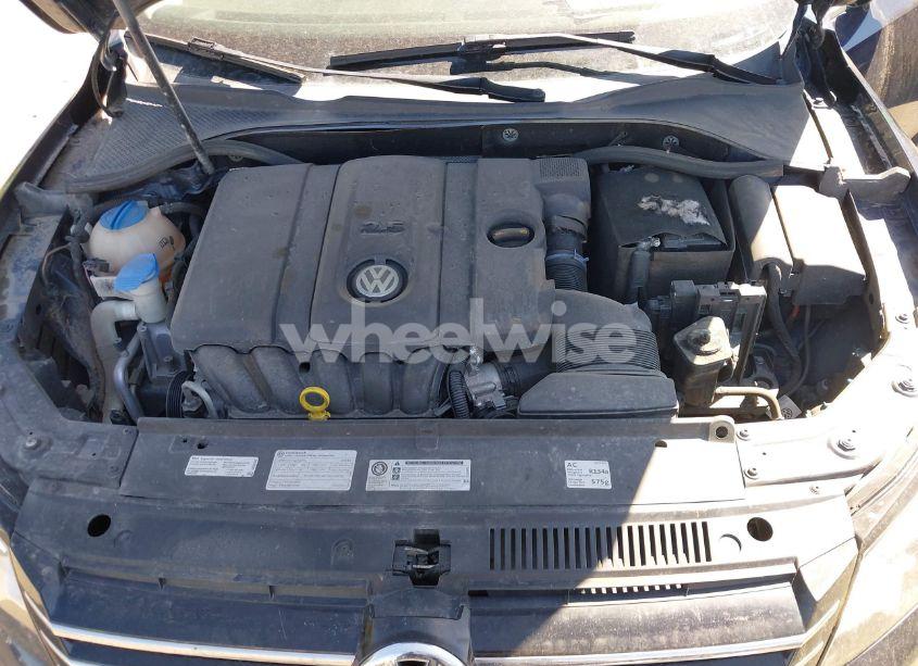 Photo 10 of 2014 Volkswagen Passat 2.5L WOLFSBURG EDITION (VIN 1VWAP7A34EC009871)
