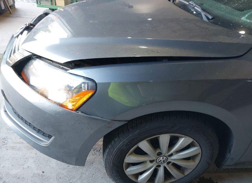 Photo 19 of 2014 Volkswagen Passat 2.5L WOLFSBURG EDITION (VIN 1VWAP7A34EC017808)