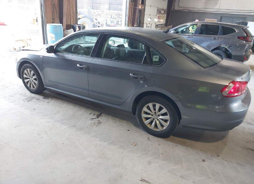 Photo 3 of 2014 Volkswagen Passat 2.5L WOLFSBURG EDITION (VIN 1VWAP7A34EC017808)