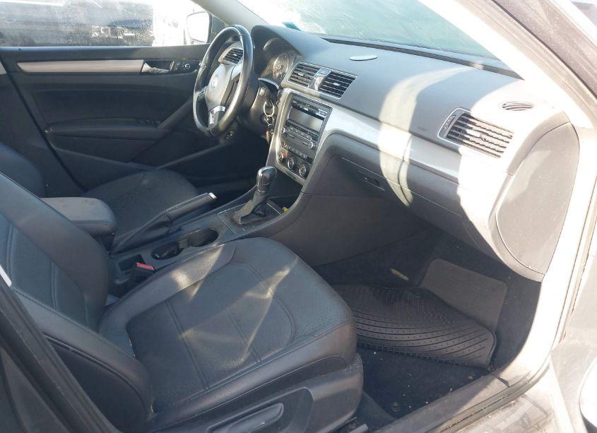 Photo 5 of 2014 Volkswagen Passat 2.5L WOLFSBURG EDITION (VIN 1VWAP7A34EC017808)