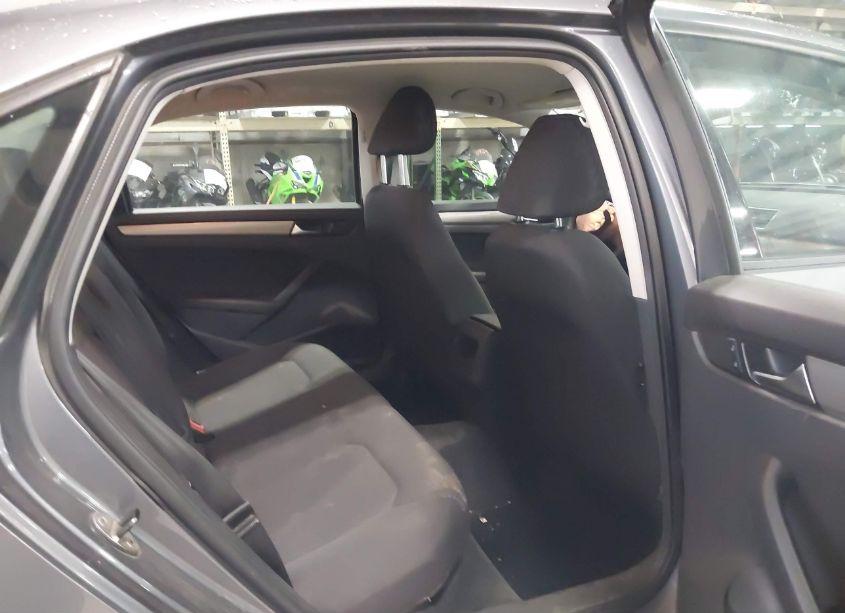 Photo 8 of 2012 Volkswagen Passat 2.5L S (VIN 1VWAP7A35CC058705)