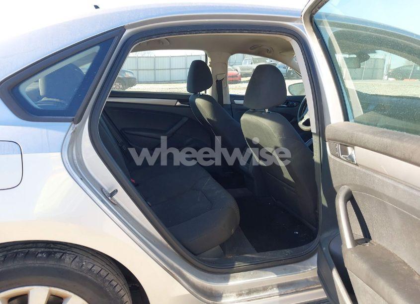 Photo 8 of 2012 Volkswagen Passat 2.5L S (VIN 1VWAP7A35CC063824)