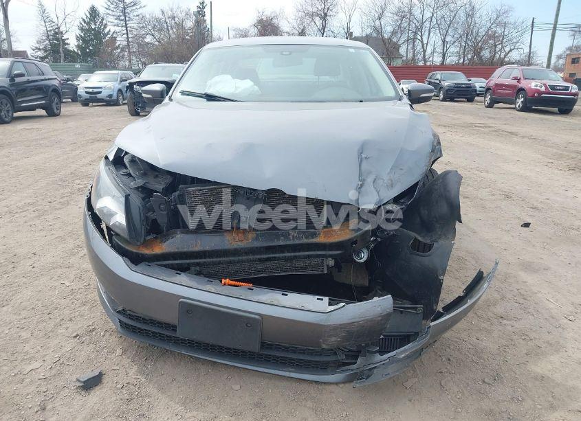 Photo 12 of 2013 Volkswagen Passat 2.5L S (VIN 1VWAP7A35DC013006)