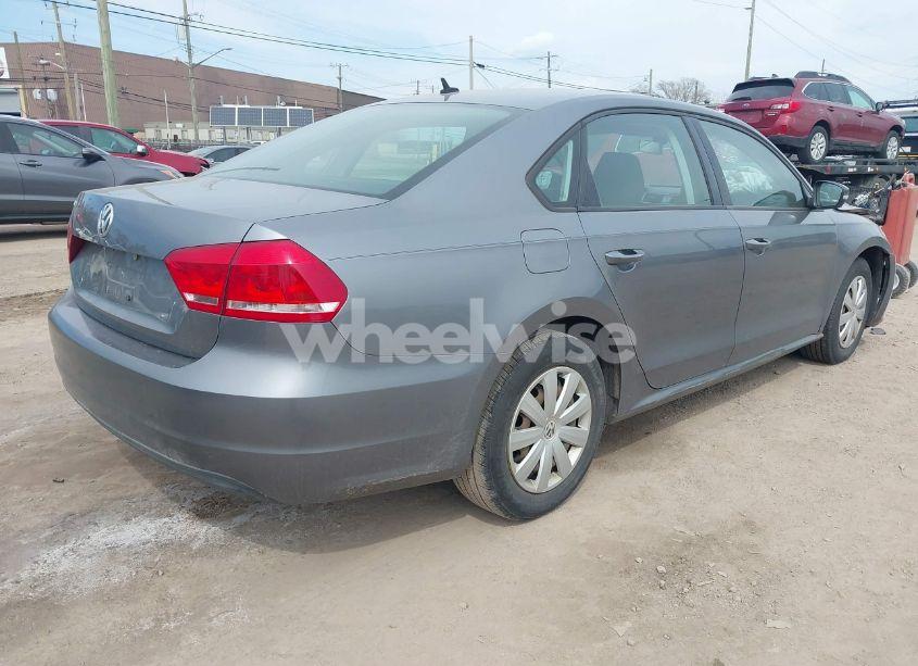 Photo 4 of 2013 Volkswagen Passat 2.5L S (VIN 1VWAP7A35DC013006)