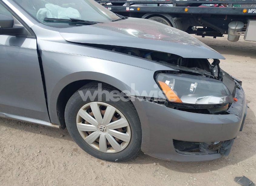 Photo 6 of 2013 Volkswagen Passat 2.5L S (VIN 1VWAP7A35DC013006)