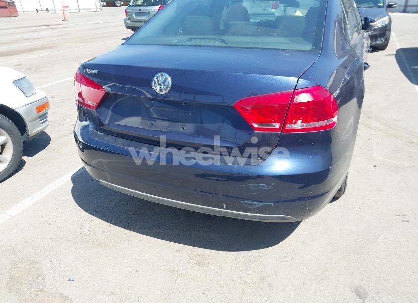 Photo 15 of 2013 Volkswagen Passat 2.5L S (VIN 1VWAP7A35DC026578)