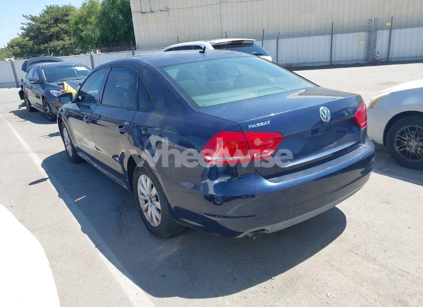 Photo 3 of 2013 Volkswagen Passat 2.5L S (VIN 1VWAP7A35DC026578)