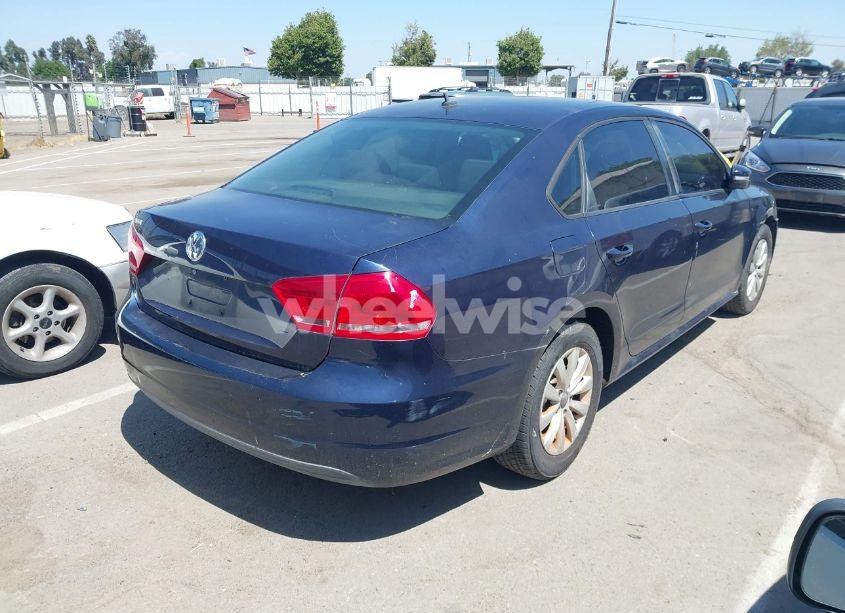 Photo 4 of 2013 Volkswagen Passat 2.5L S (VIN 1VWAP7A35DC026578)