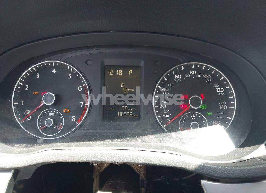 Photo 7 of 2013 Volkswagen Passat 2.5L S (VIN 1VWAP7A35DC026578)