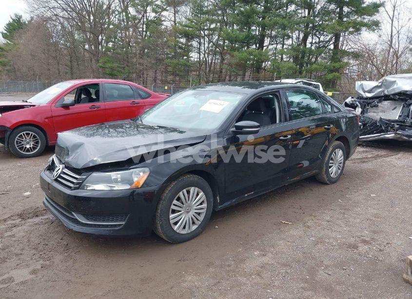 Photo 2 of 2014 Volkswagen Passat 2.5L S (VIN 1VWAP7A35EC011791)