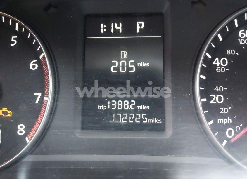 Photo 7 of 2014 Volkswagen Passat 2.5L S (VIN 1VWAP7A35EC011791)