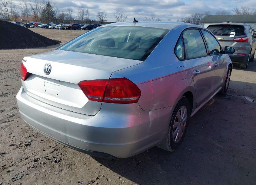 Photo 4 of 2012 Volkswagen Passat 2.5L S (VIN 1VWAP7A36CC058244)