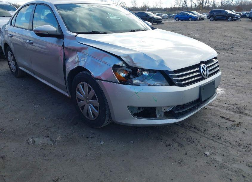 Photo 6 of 2012 Volkswagen Passat 2.5L S (VIN 1VWAP7A36CC058244)