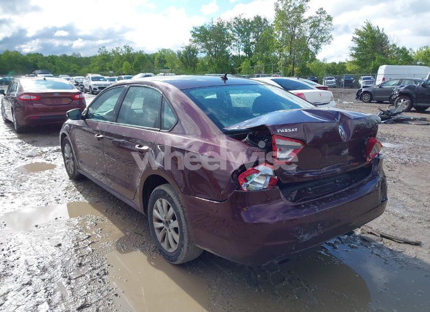 Photo 3 of 2013 Volkswagen Passat 2.5L S (VIN 1VWAP7A36DC044104)