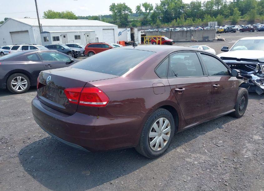 Photo 4 of 2013 Volkswagen Passat 2.5L S (VIN 1VWAP7A36DC099720)