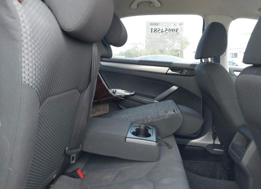 Photo 8 of 2013 Volkswagen Passat 2.5L S (VIN 1VWAP7A36DC099720)