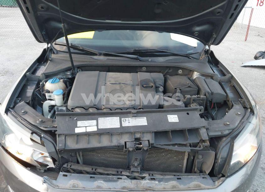 Photo 10 of 2013 Volkswagen Passat 2.5L S (VIN 1VWAP7A36DC114152)