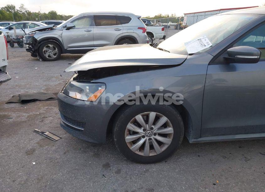 Photo 6 of 2013 Volkswagen Passat 2.5L S (VIN 1VWAP7A36DC114152)