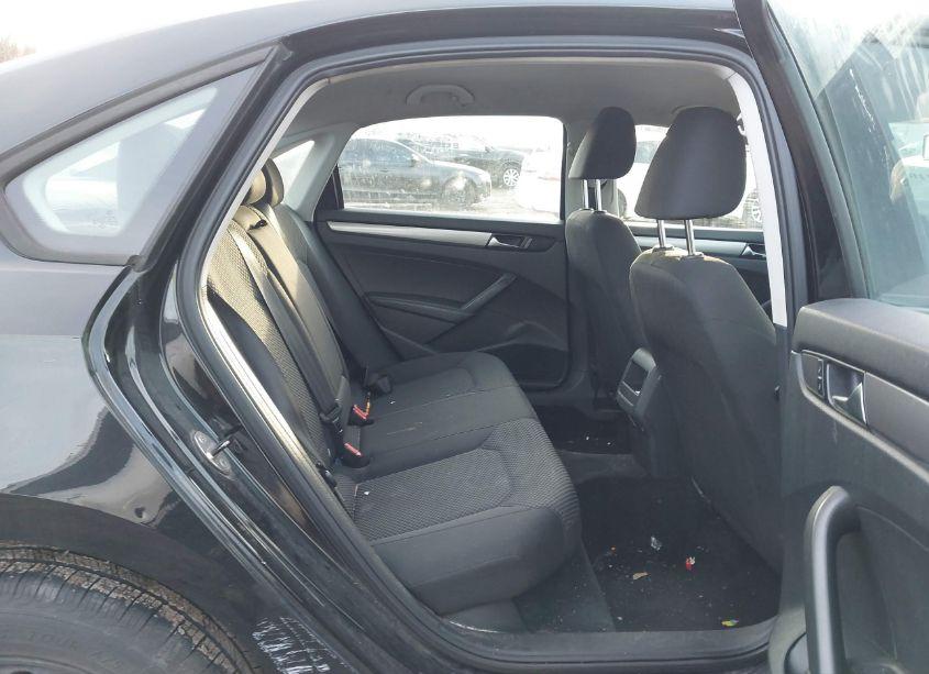 Photo 8 of 2014 Volkswagen Passat 2.5L S (VIN 1VWAP7A36EC009760)