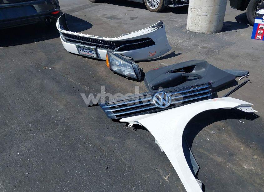 Photo 12 of 2014 Volkswagen Passat 2.5L S (VIN 1VWAP7A36EC012383)