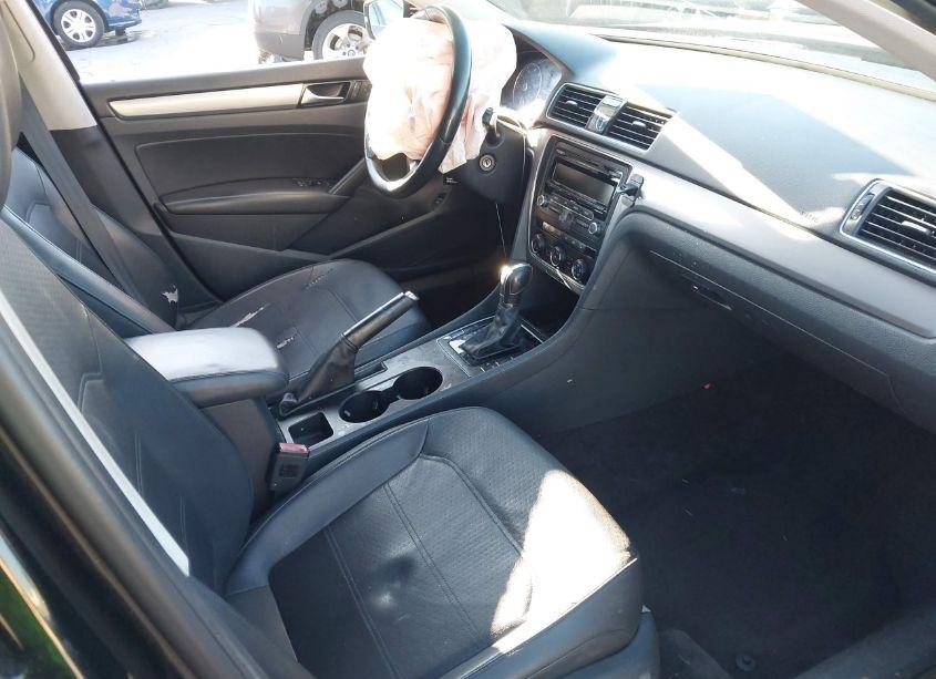 Photo 5 of 2014 Volkswagen Passat 2.5L WOLFSBURG EDITION (VIN 1VWAP7A36EC022671)