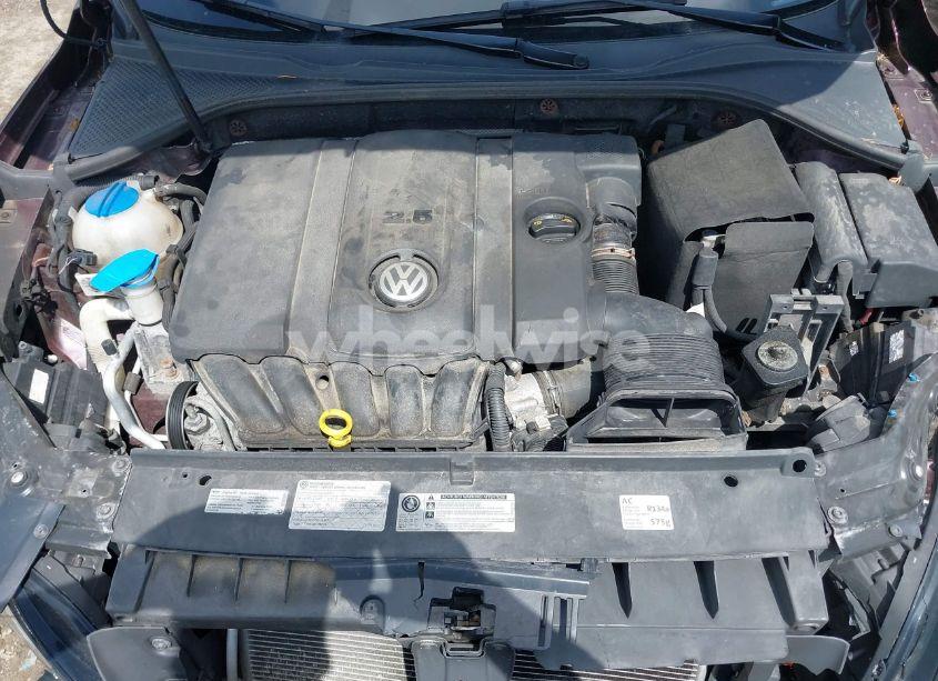 Photo 10 of 2014 Volkswagen Passat 2.5L S (VIN 1VWAP7A36EC029426)