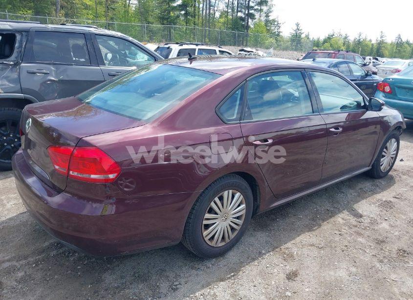 Photo 4 of 2014 Volkswagen Passat 2.5L S (VIN 1VWAP7A36EC029426)