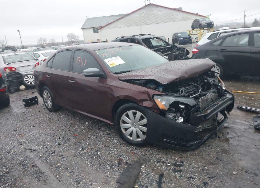 2012 Volkswagen Passat 2.5L S (VIN 1VWAP7A37CC065591) main photo