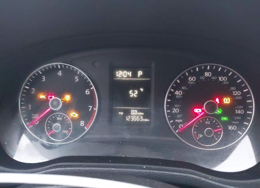 Photo 7 of 2012 Volkswagen Passat 2.5L S (VIN 1VWAP7A37CC065591)