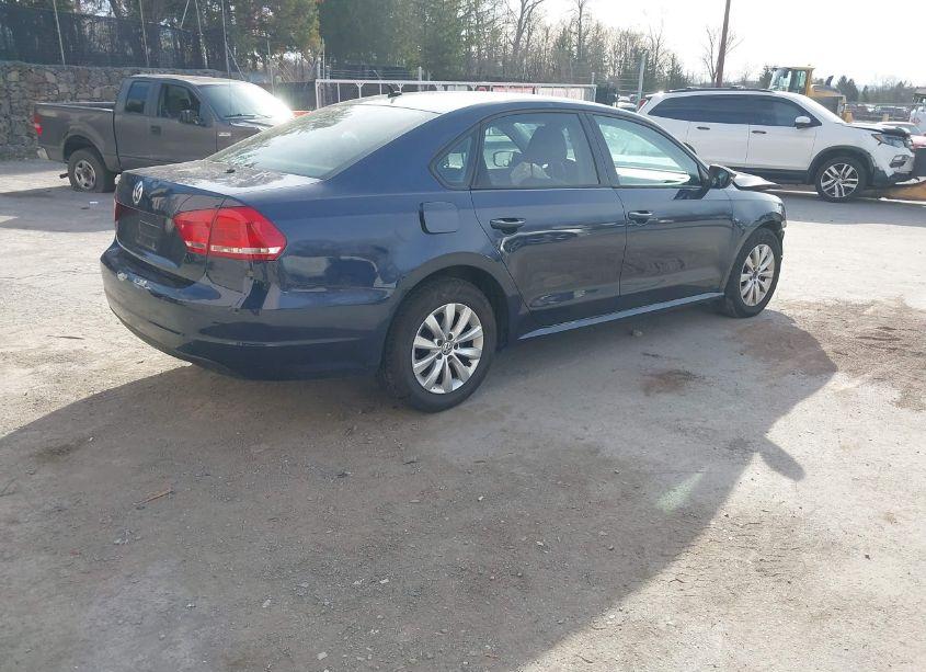 Photo 4 of 2012 Volkswagen Passat 2.5L S (VIN 1VWAP7A37CC078471)