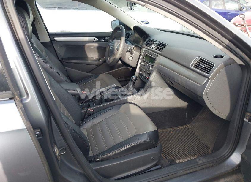 Photo 5 of 2013 Volkswagen Passat 2.5L S (VIN 1VWAP7A37DC031197)