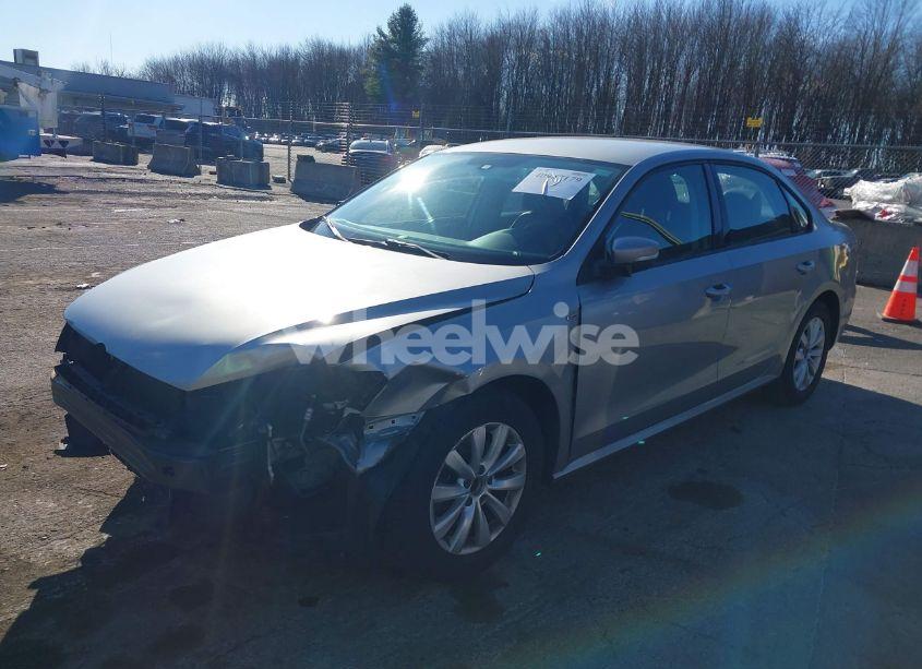Photo 2 of 2013 Volkswagen Passat 2.5L WOLFSBURG EDITION (VIN 1VWAP7A37DC132451)