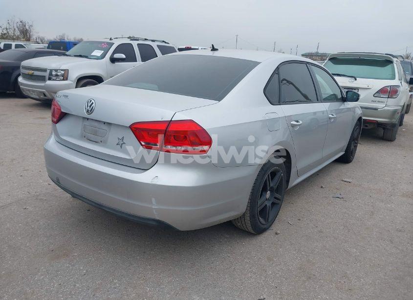 Photo 4 of 2014 Volkswagen Passat 2.5L S (VIN 1VWAP7A37EC005863)