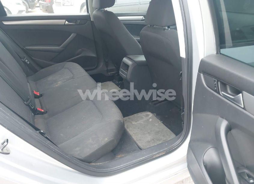 Photo 8 of 2014 Volkswagen Passat 2.5L S (VIN 1VWAP7A37EC005863)