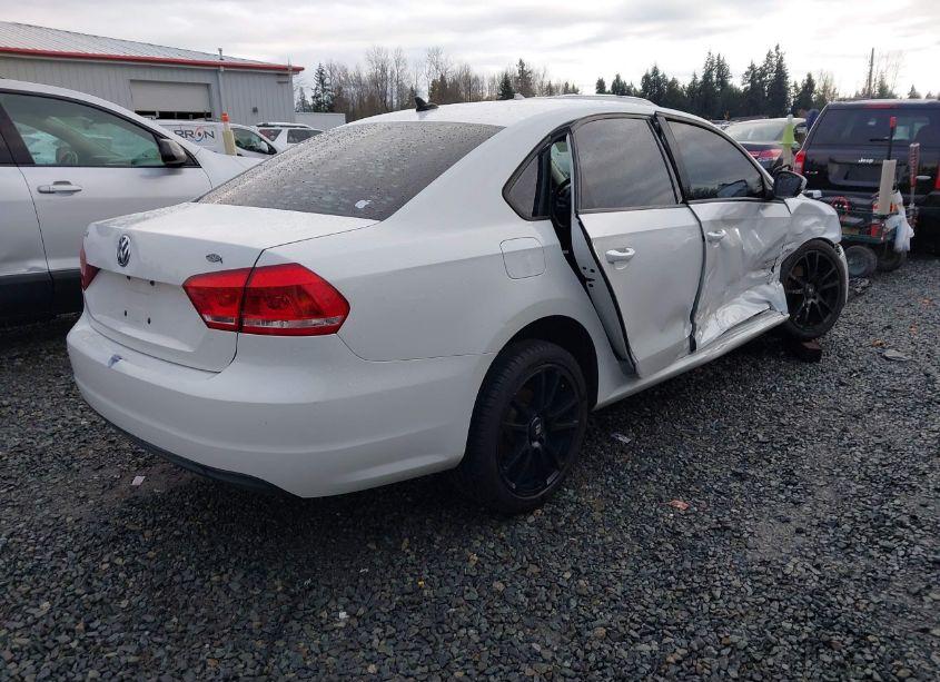 Photo 4 of 2014 Volkswagen Passat 2.5L WOLFSBURG EDITION (VIN 1VWAP7A37EC007161)