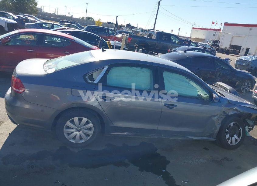 Photo 14 of 2012 Volkswagen Passat 2.5L S (VIN 1VWAP7A38CC043647)