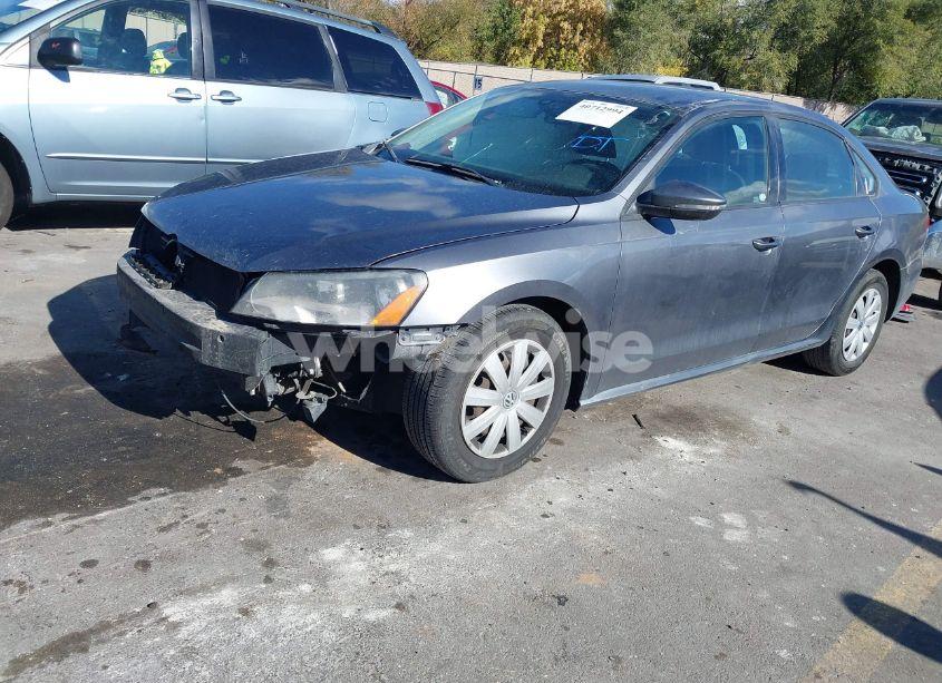 Photo 2 of 2012 Volkswagen Passat 2.5L S (VIN 1VWAP7A38CC043647)