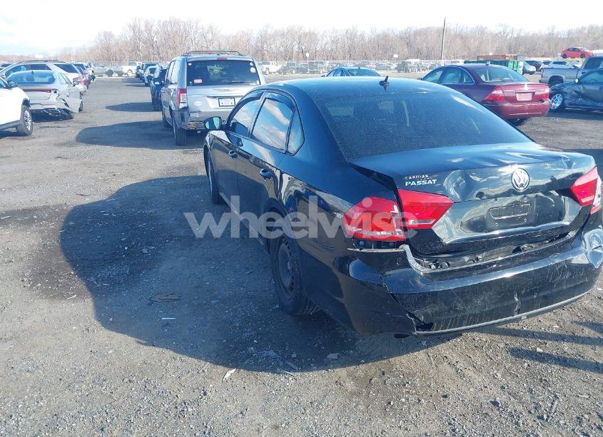 Photo 3 of 2013 Volkswagen Passat 2.5L S (VIN 1VWAP7A38DC070025)