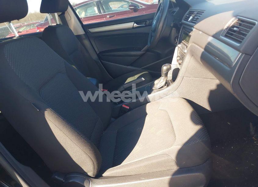 Photo 5 of 2013 Volkswagen Passat 2.5L S (VIN 1VWAP7A38DC070025)