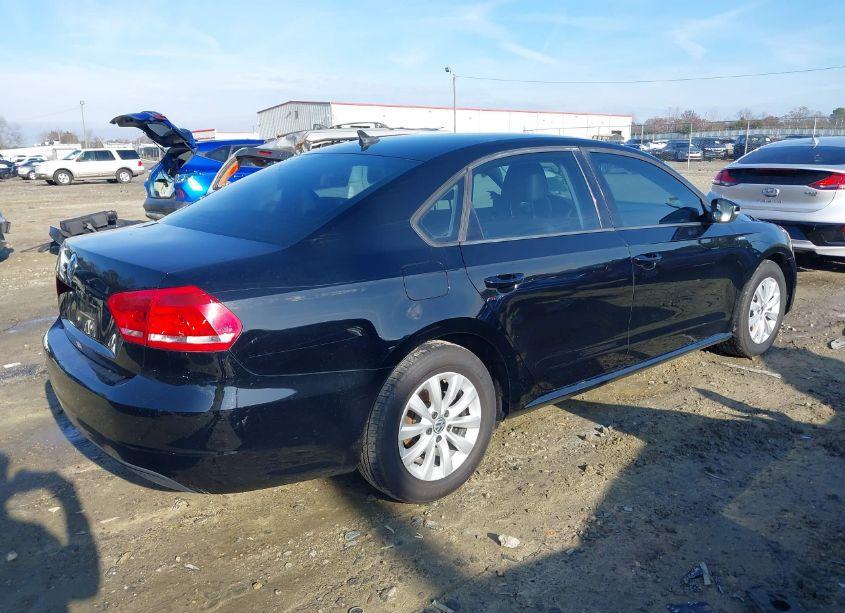 Photo 4 of 2013 Volkswagen Passat 2.5L WOLFSBURG EDITION (VIN 1VWAP7A38DC150716)