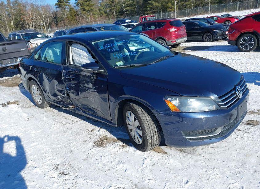 2012 Volkswagen Passat 2.5L S (VIN 1VWAP7A39CC019549) main photo