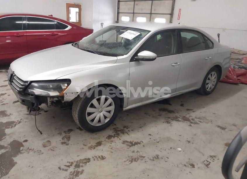 Photo 2 of 2012 Volkswagen Passat 2.5L S (VIN 1VWAP7A39CC040885)